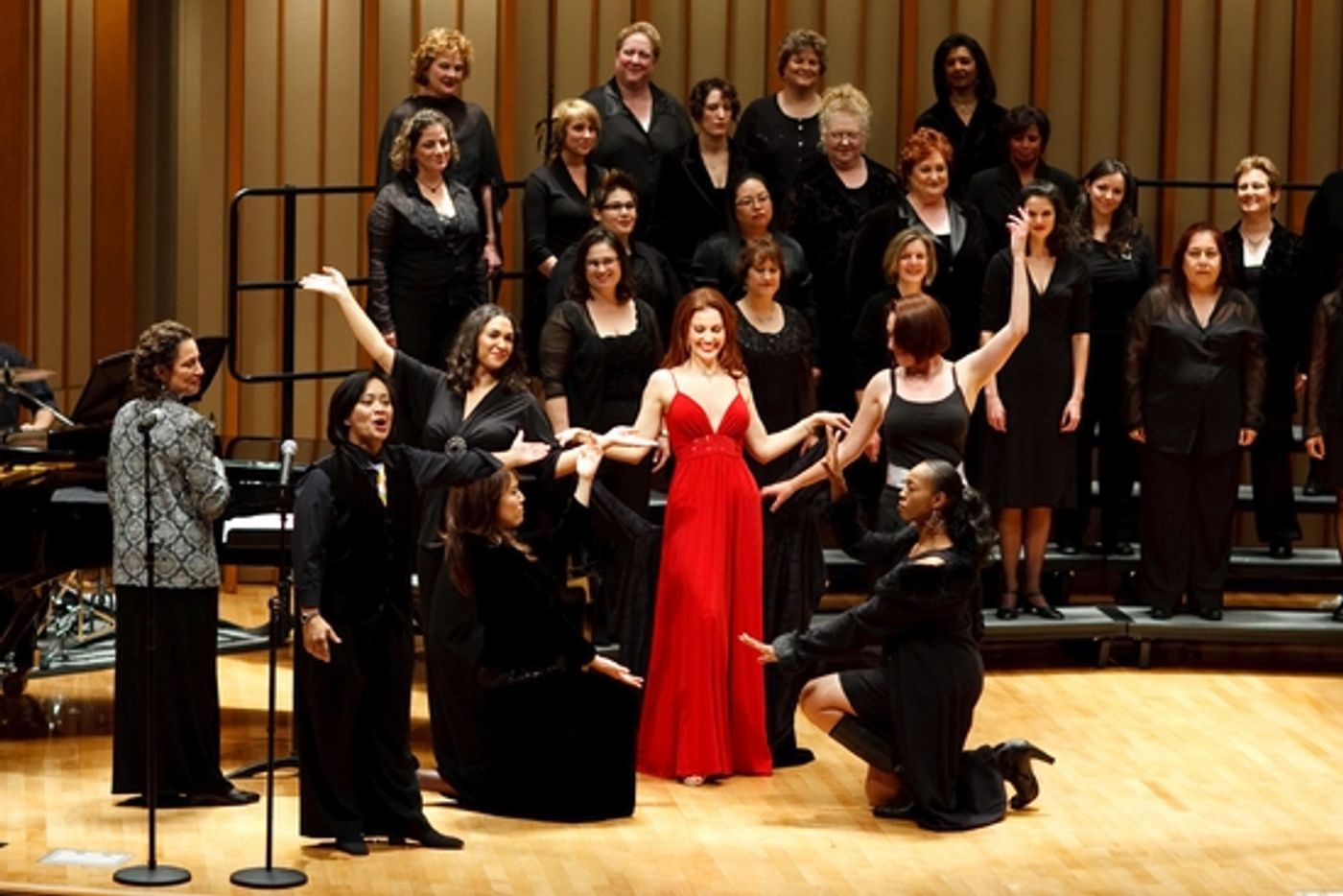 Photo Coverage: SING-ULAR SENSATIONS with RACHEL YORK  Image