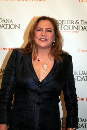 Kathleen Turner Photo