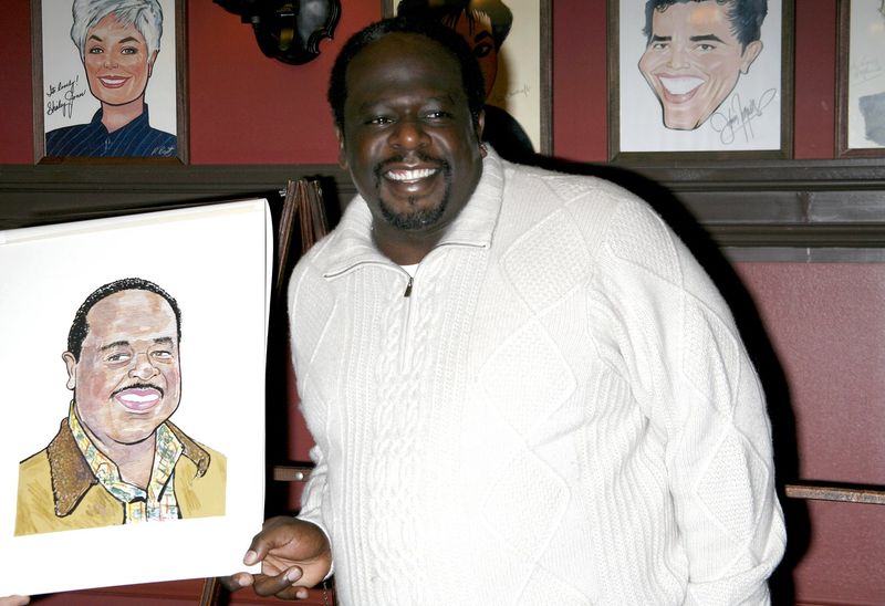 Photo Coverage: AMERICAN BUFFALO Stars View Sardi's Portraits — photo 8 of 32