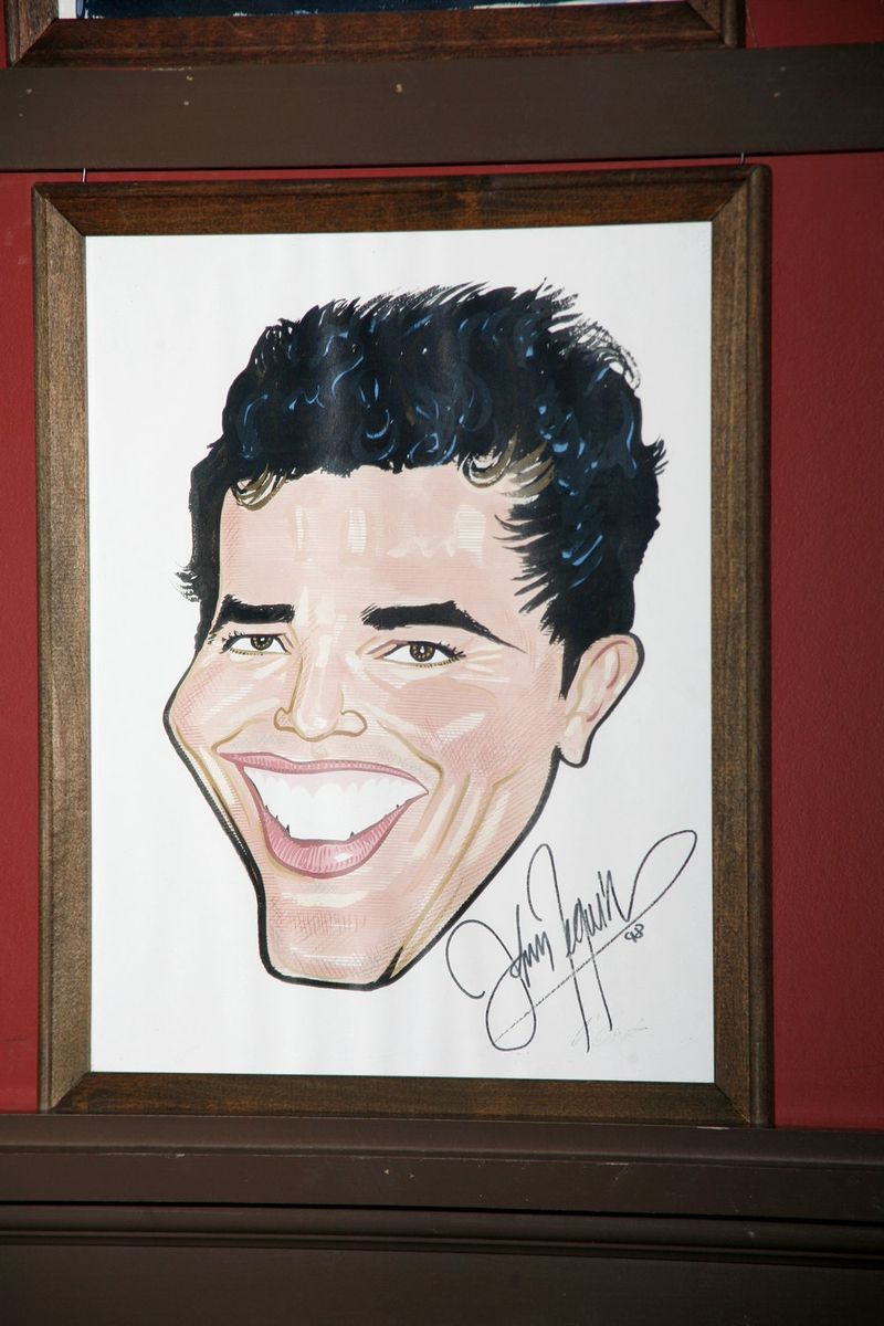 Photo Coverage: AMERICAN BUFFALO Stars View Sardi's Portraits — photo 30 of 32