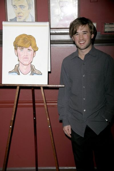 Haley Joel Osment Photo