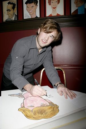 Haley Joel Osment Photo