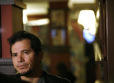 John Leguizamo Photo