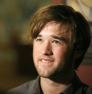 Haley Joel Osment Photo