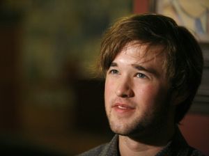 Haley Joel Osment Photo