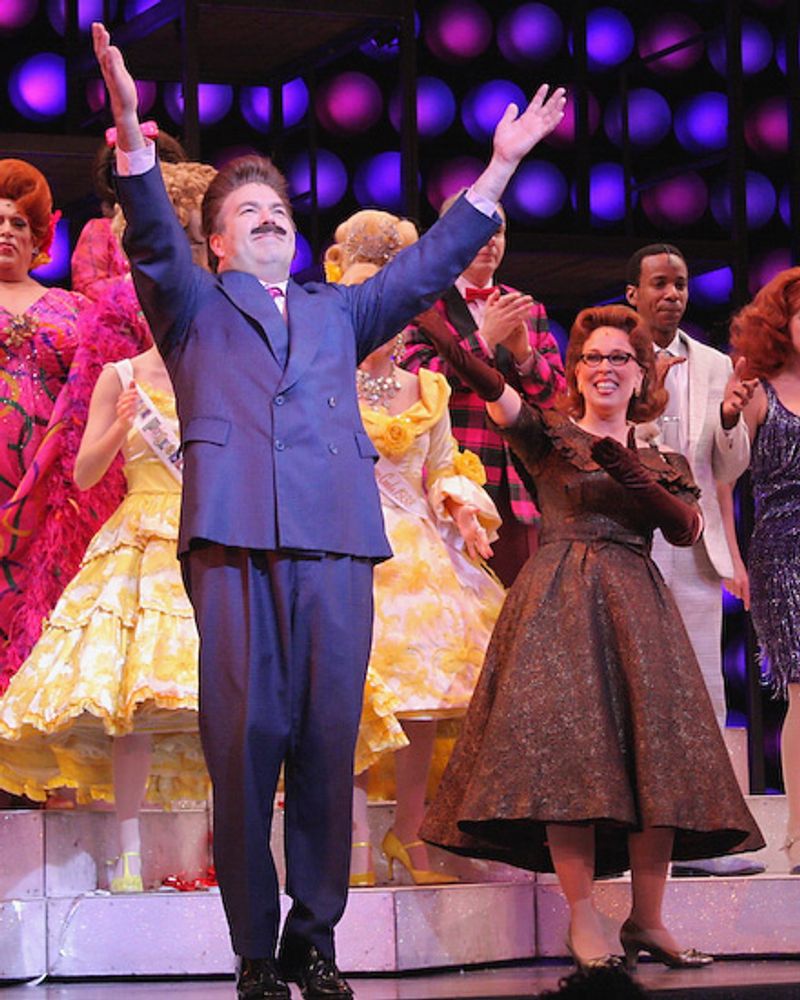 Photo Coverage: HAIRSPRAY Welcomes Back Harvey! — photo 4 of 33