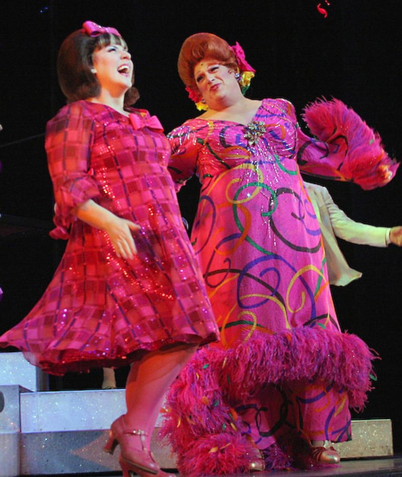 Photo Coverage: HAIRSPRAY Welcomes Back Harvey! — photo 16 of 33