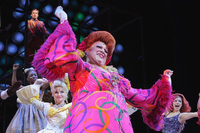 Photo Coverage: HAIRSPRAY Welcomes Back Harvey! — photo 18 of 33