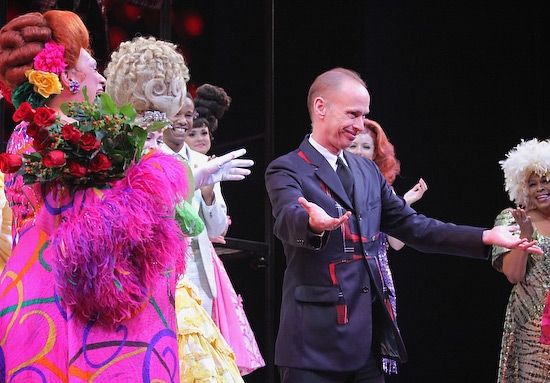 Photo Coverage: HAIRSPRAY Welcomes Back Harvey! — photo 22 of 33