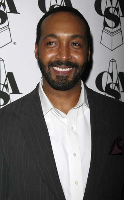 Jesse L. Martin Photo