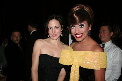Mary-Louise Parker and Bianca Del Rio

 Photo