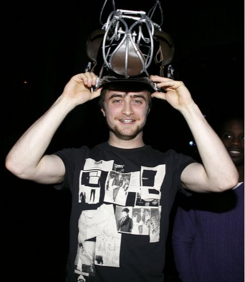 Photo Coverage: EQUUS Unveils Original 'Horse Head' Prop — photo 13 of 39