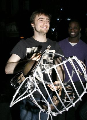 Daniel Radcliffe tries on the original Photo