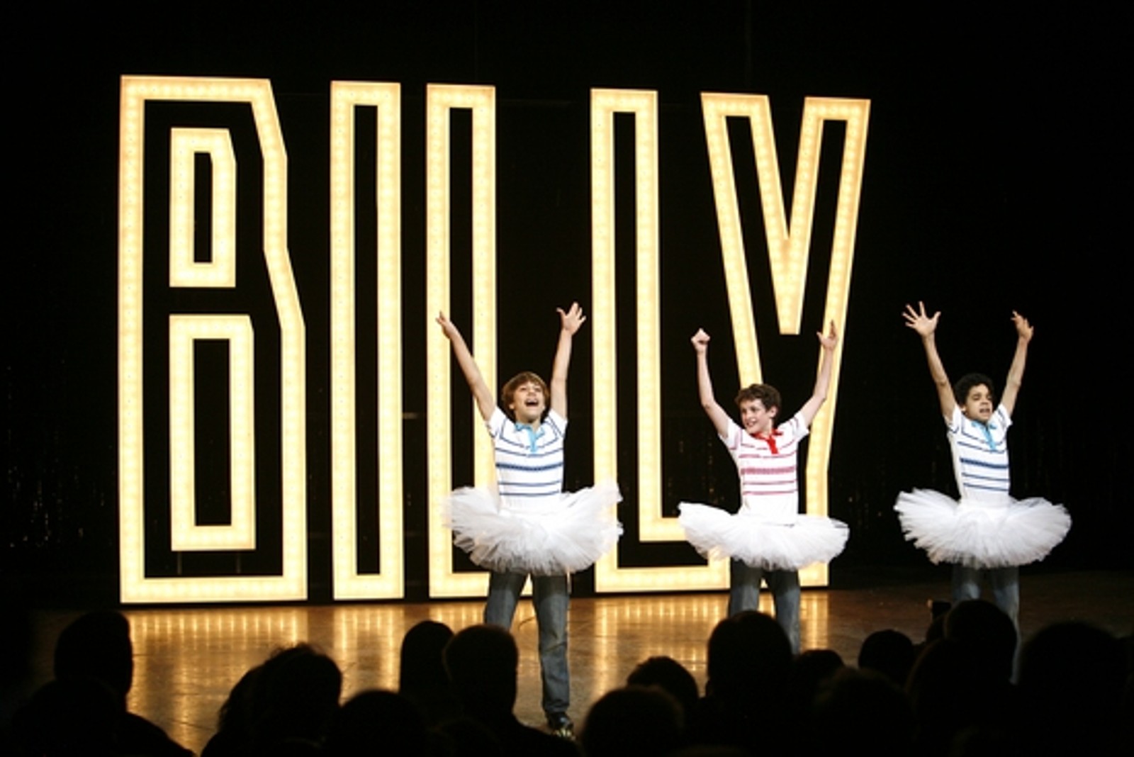Photo Coverage: BILLY ELLIOT Opening Night Curtain Call — photo 16 of 40