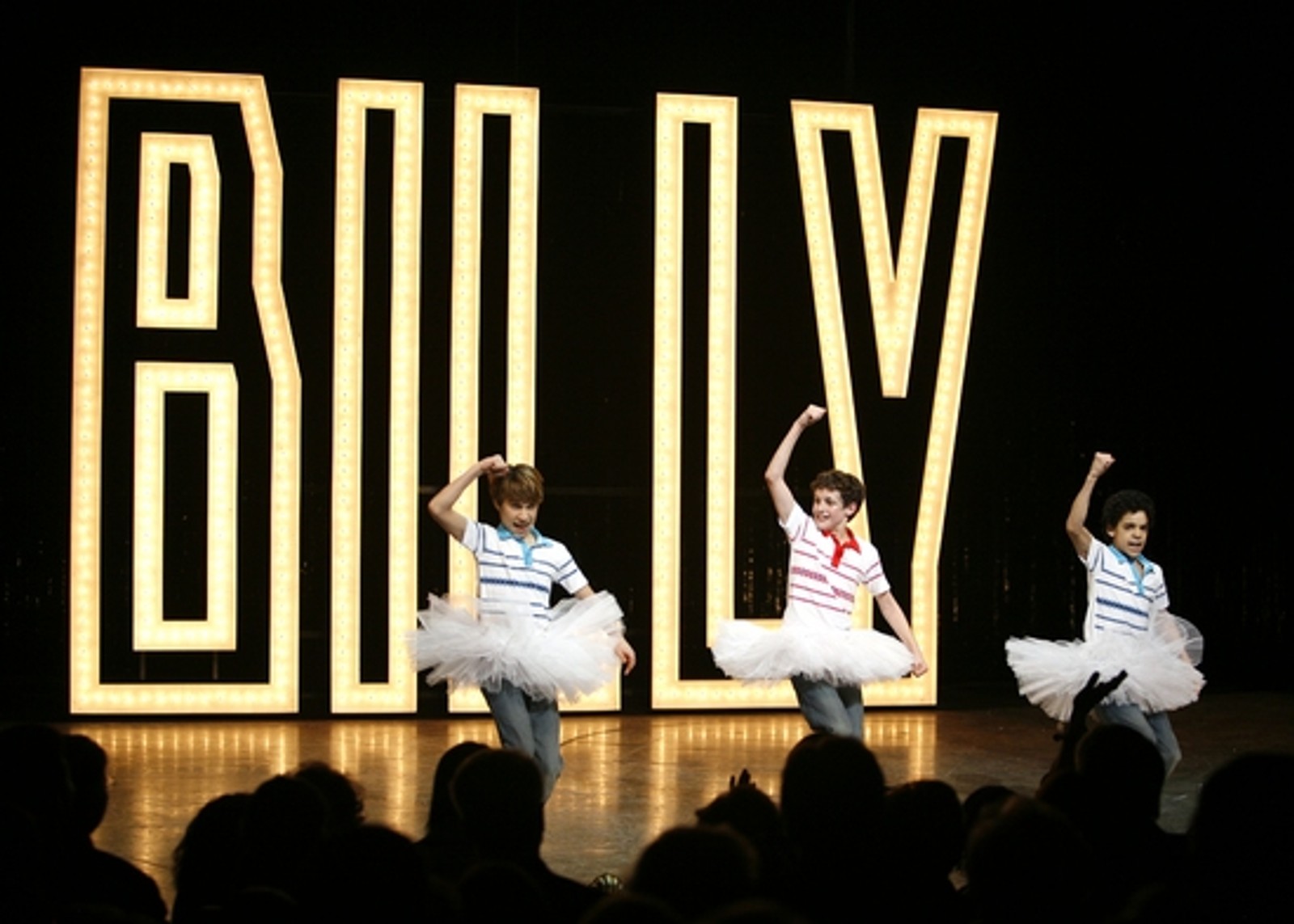 Photo Coverage: BILLY ELLIOT Opening Night Curtain Call — photo 17 of 40