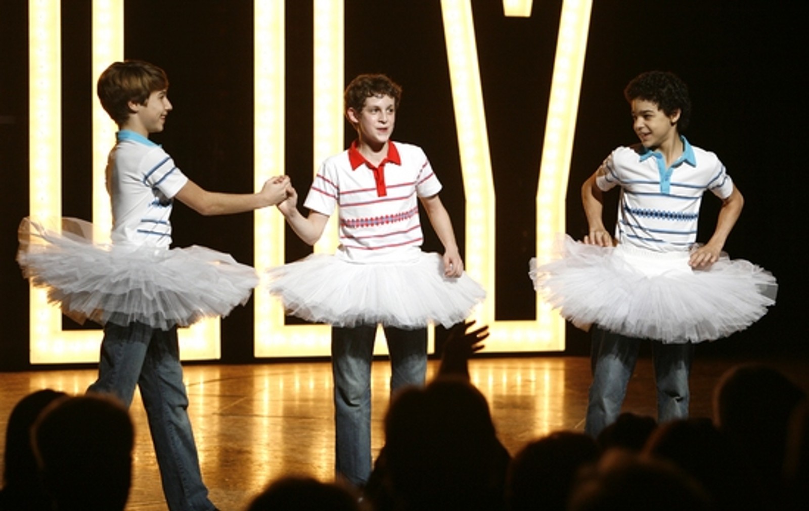 Photo Coverage: BILLY ELLIOT Opening Night Curtain Call — photo 20 of 40