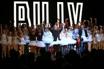 Kiril Kulish, Elton John, Trent Kowalik, David Alvarez and the entire company Photo