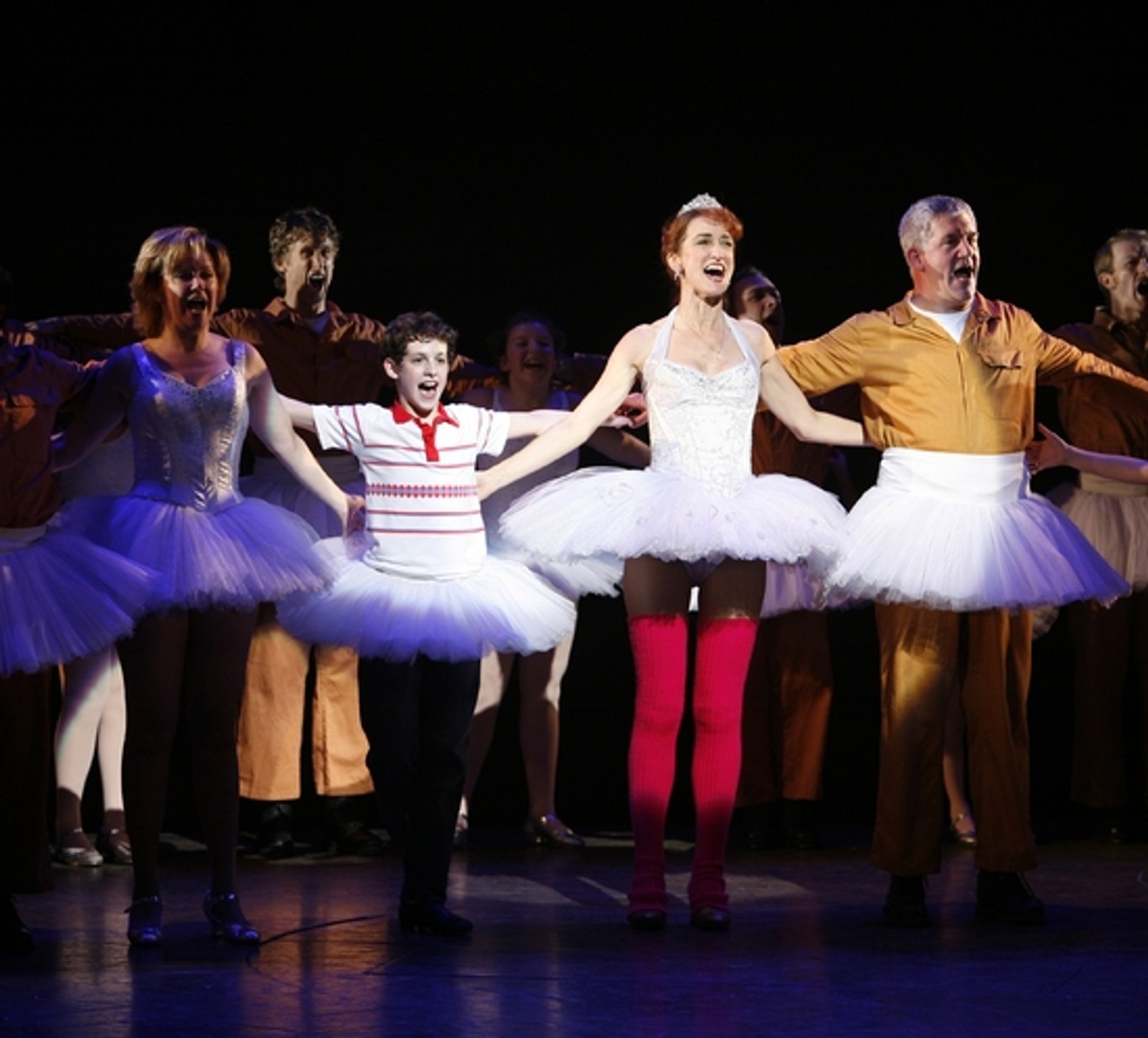 Photo Coverage: BILLY ELLIOT Opening Night Curtain Call — photo 6 of 40