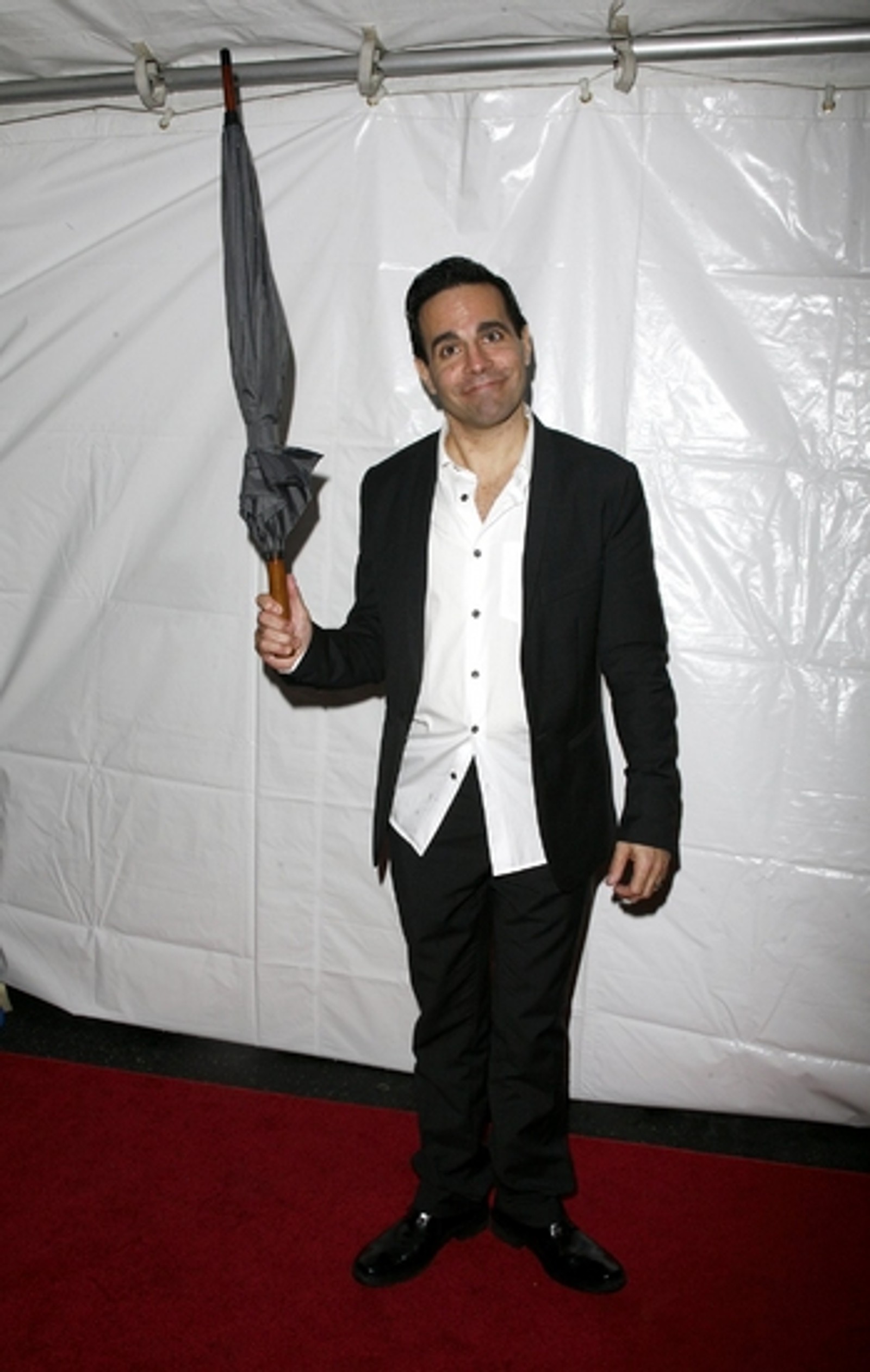 Photo Coverage: BILLY ELLIOT Opening Night Arrivals — photo 22 of 59