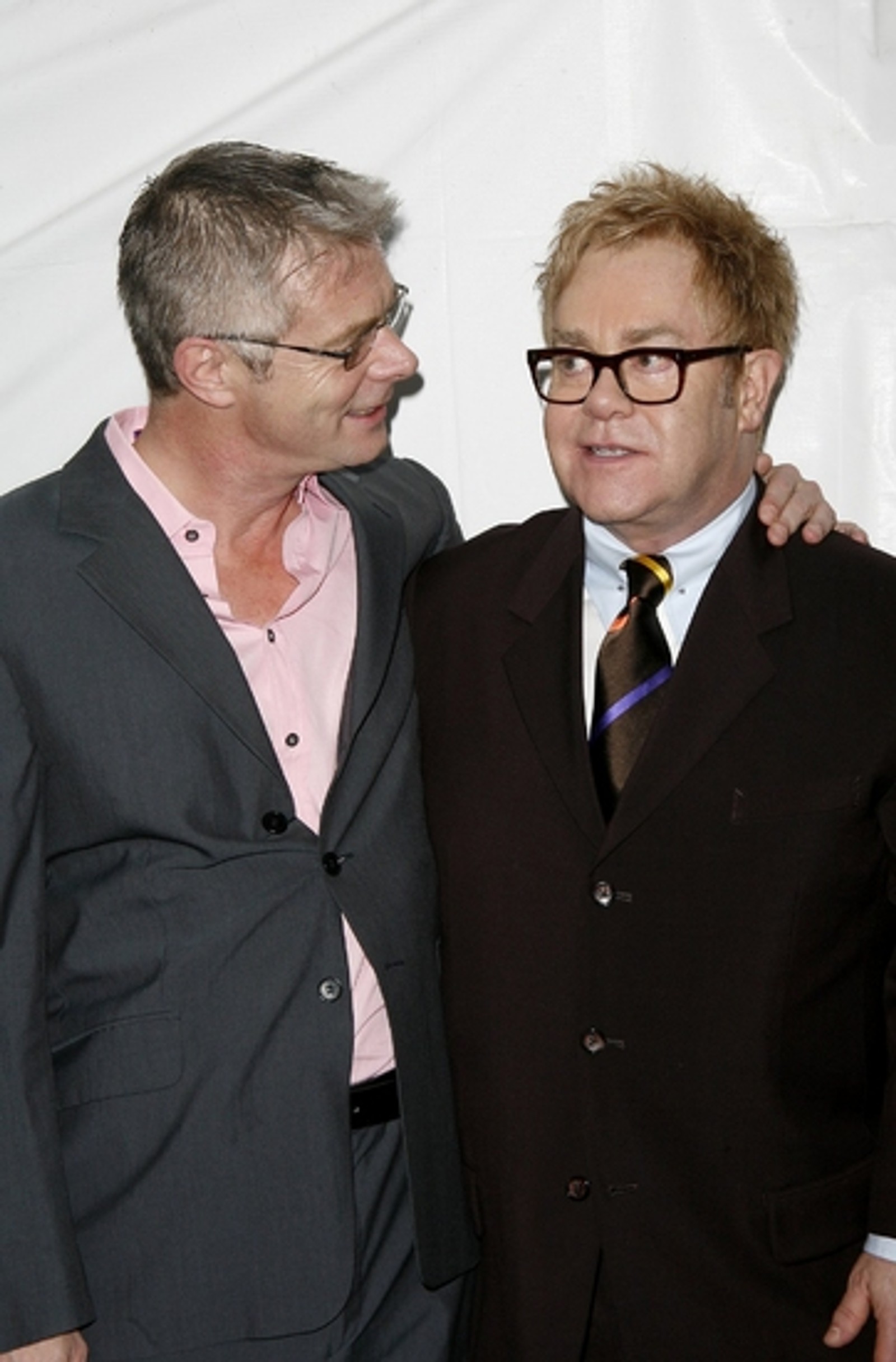 Photo Coverage: BILLY ELLIOT Opening Night Arrivals — photo 6 of 59