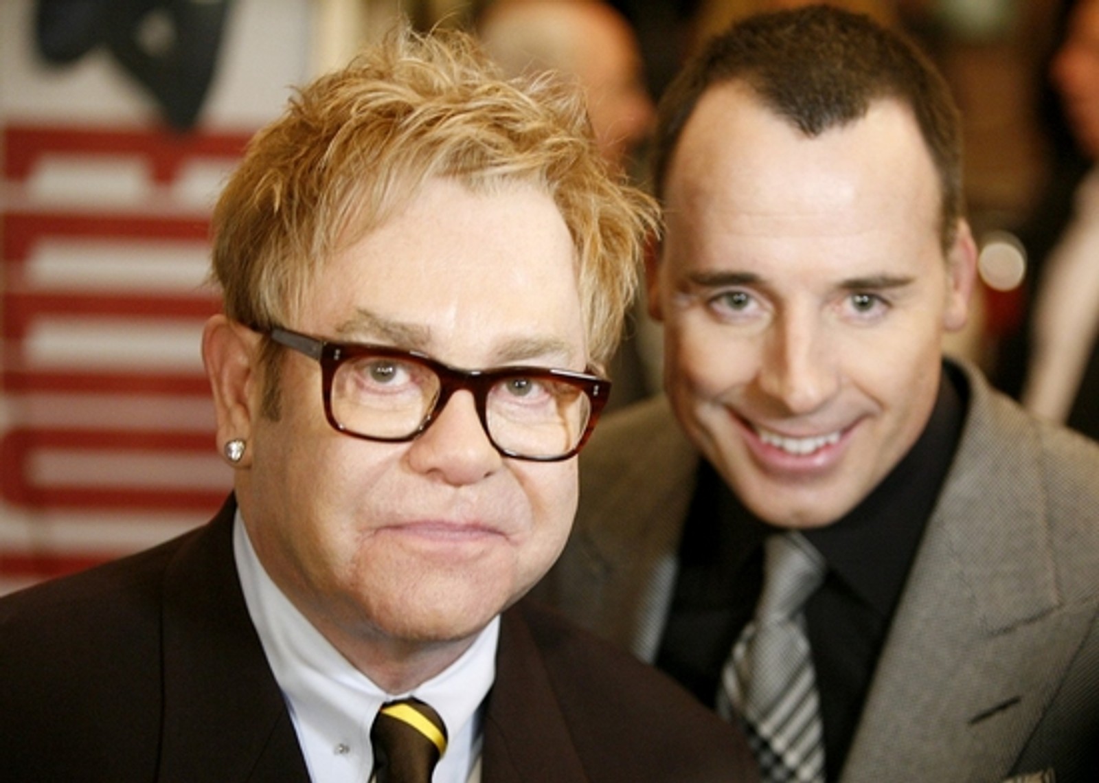 Photo Coverage: BILLY ELLIOT Opening Night Arrivals — photo 3 of 59