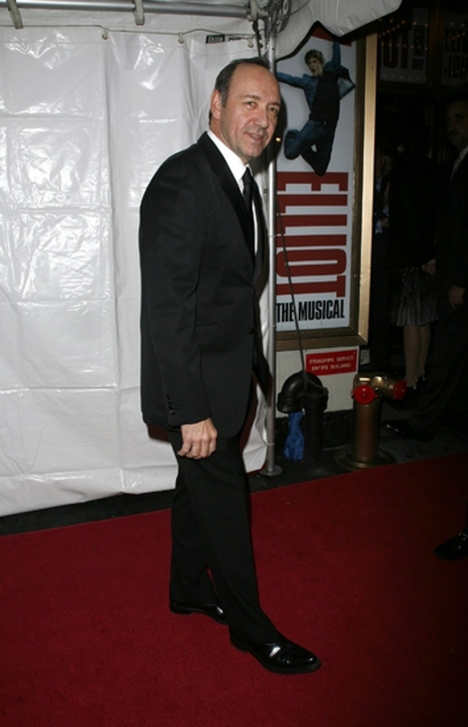 Photo Coverage: BILLY ELLIOT Opening Night Arrivals — photo 45 of 59