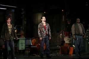 Haley Joel Osment, John Leguizamo and Cedric The Entertainer Photo