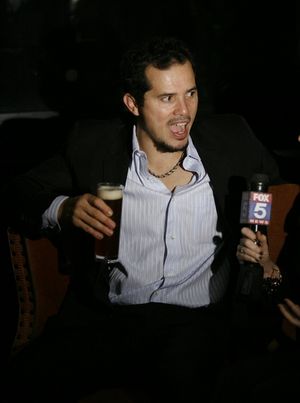 John Leguizamo Photo