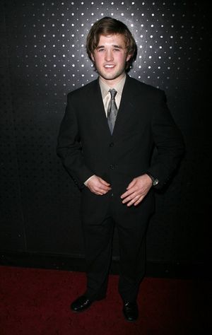 Haley Joel Osment Photo
