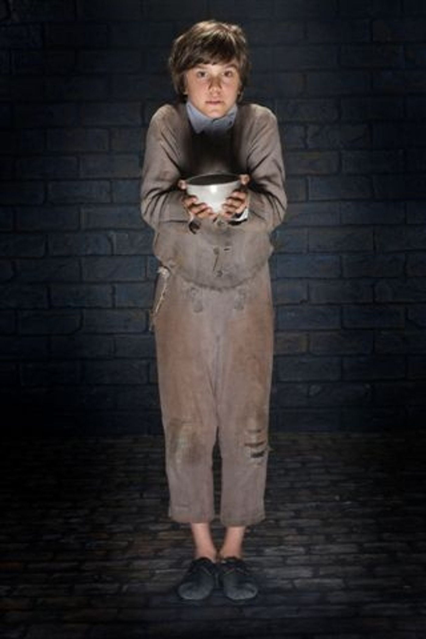 Photo Flash: Theatre Royal Drury Lane's 'OLIVER!' Photo Flash: Theatre Royal Drury Lane's 'OLIVER!' Image