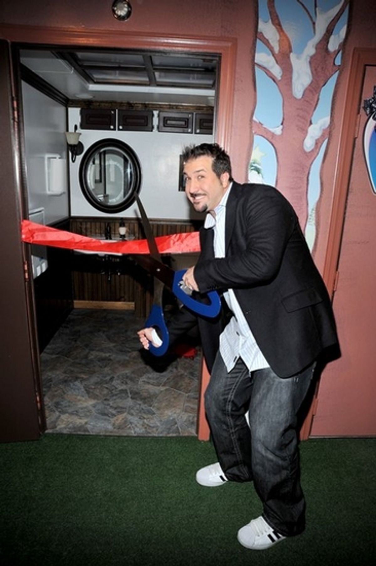 Joey Fatone at Joey Fatone Inaugurates NYC Toilets