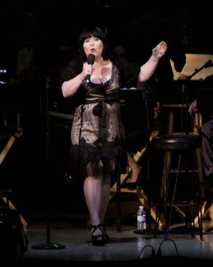 Alex Borstein Photo