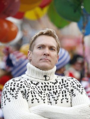 Sam Champion
 Photo