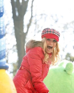 Kristin Chenoweth
@ BroadwayWorld Kristin Chenoweth
Photo