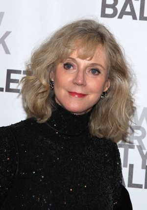 Blythe Danner Photo