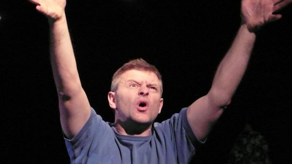 Jonathan Guy Lewis Photo