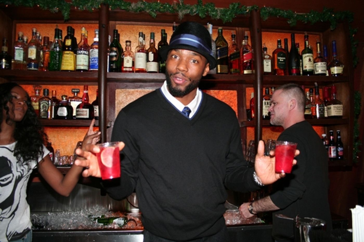 Photo Coverage: Stockings With Care's 4th Annual 'Celebrity Bartending Night'  Image