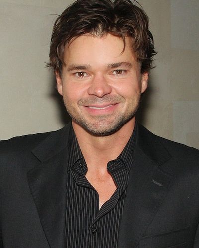 Hunter Foster Photo
