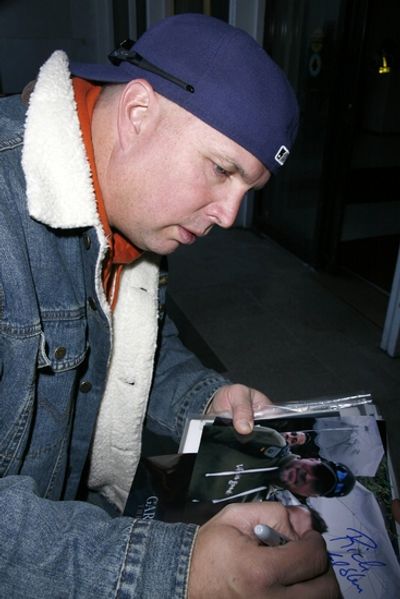 Garth Brooks Photo