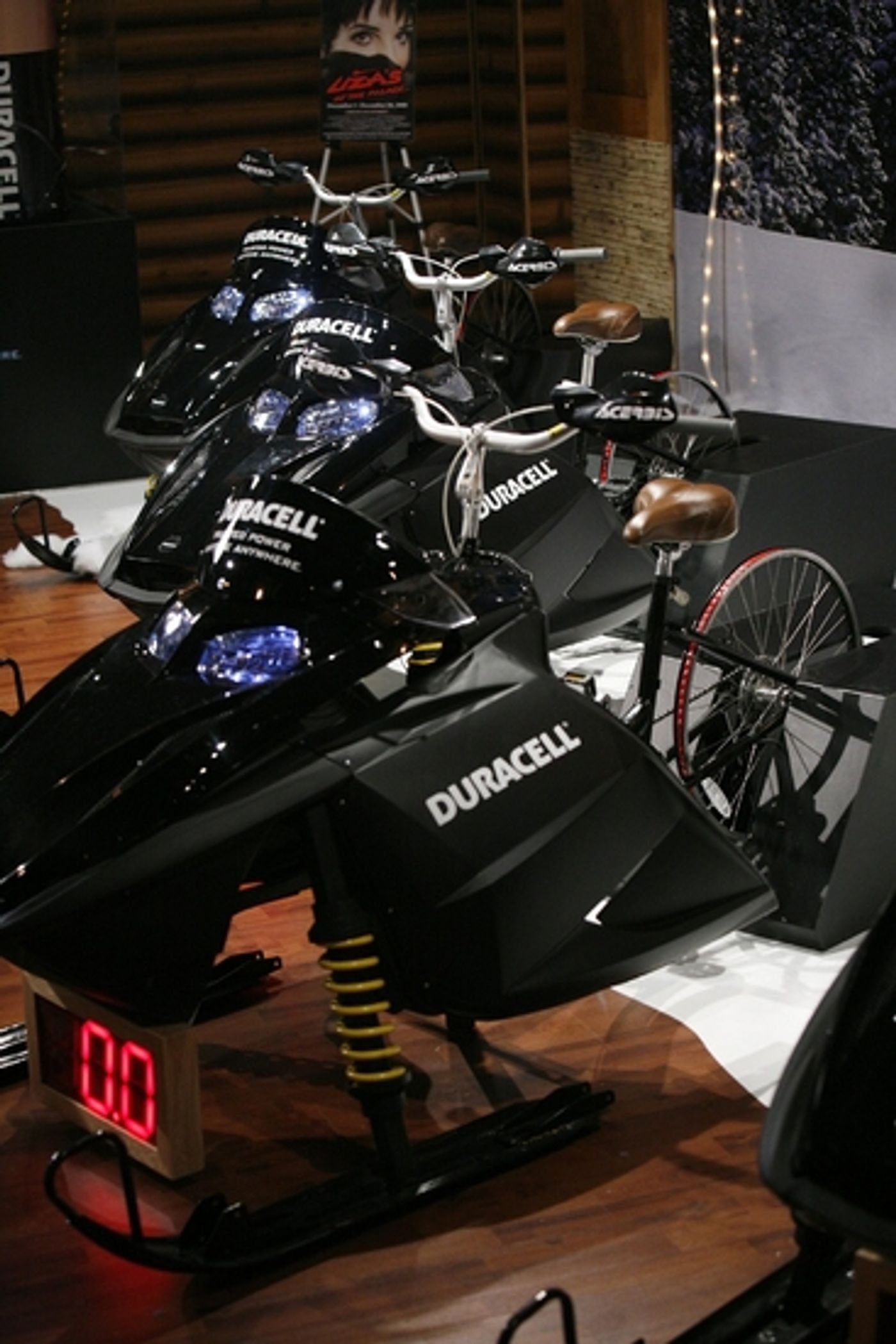 Photo Coverage: Liza Minnelli 'Pedals for Power' for BC/EFA  Image