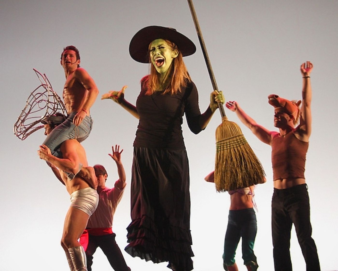 Photo Coverage: GYPSY OF THE YEAR 2008 - Performance  Image