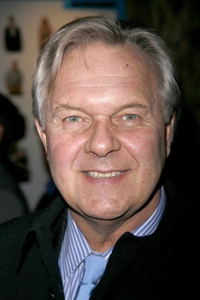 Walter Bobbie
 Photo