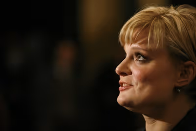 Martha Plimpton Photo