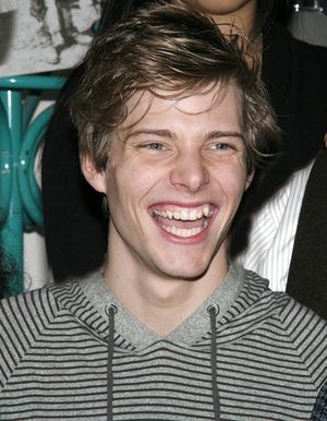 Hunter Parrish @ BroadwayWorld Hunter Parrish Photo