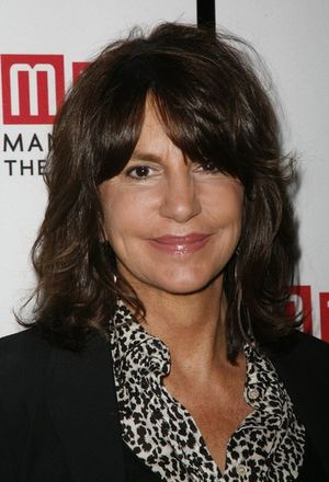 Mercedes Ruehl Photo