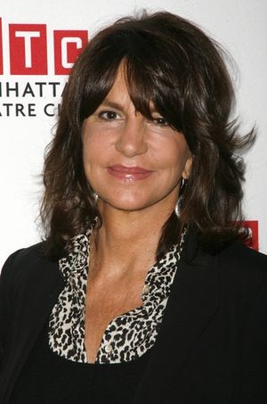 Mercedes Ruehl Photo