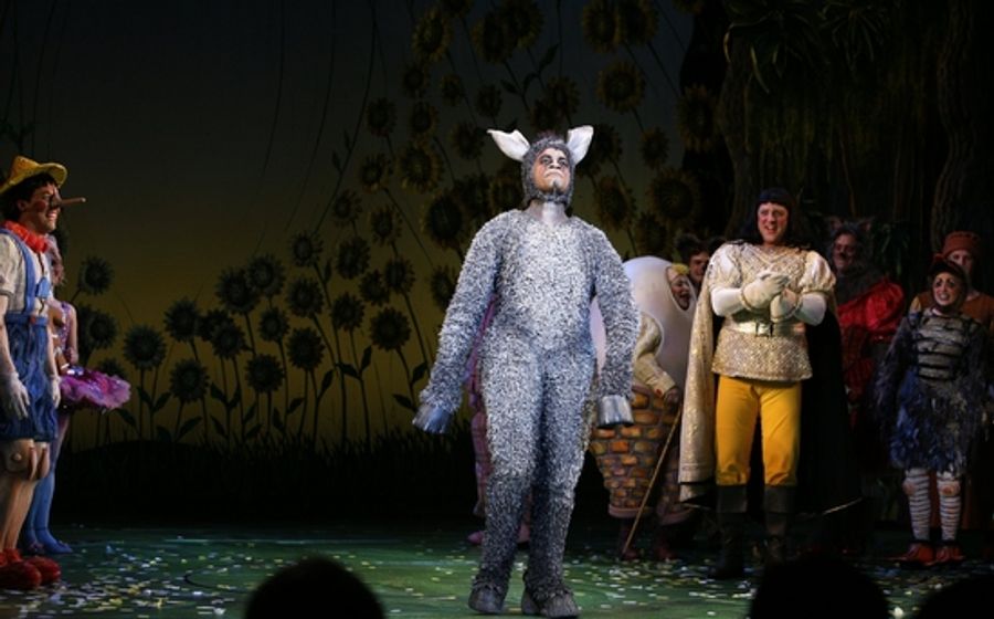Photo Coverage: SHREK The Musical Opening Night Curtain Call Image