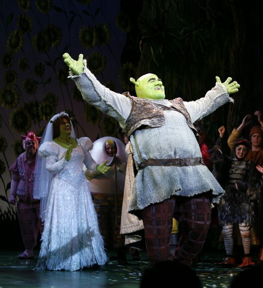 Photo Coverage: SHREK The Musical Opening Night Curtain Call Image