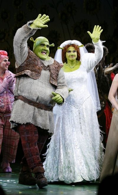 Brian d\'Arcy James and Sutton Foster Photo