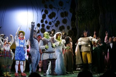 John Tartaglia, Daniel Breaker, Brian d'Arcy James, Sutton Foster and Christopher Sie Photo